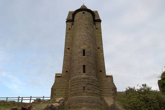 https://upload.wikimedia.org/wikipedia/commons/thumb/6/67/Pigeontower.jpg/1280px-Pigeontower.jpg